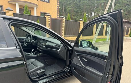 BMW 5 серия, 2011 год, 1 550 000 рублей, 18 фотография
