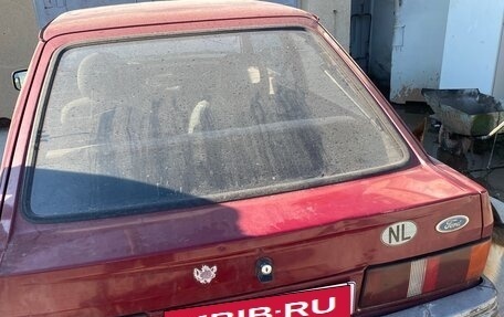 Ford Escort IV, 1987 год, 180 000 рублей, 2 фотография