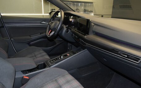 Volkswagen Golf GTI, 2021 год, 3 790 000 рублей, 10 фотография