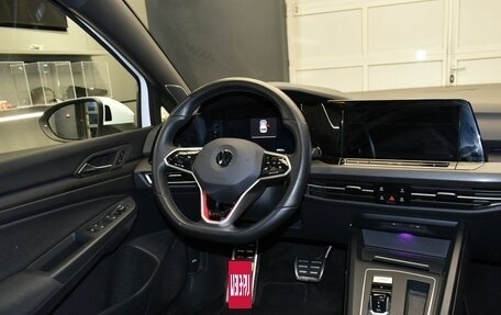 Volkswagen Golf GTI, 2021 год, 3 790 000 рублей, 16 фотография