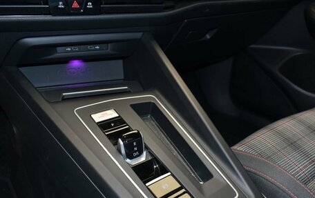 Volkswagen Golf GTI, 2021 год, 3 790 000 рублей, 21 фотография