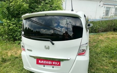 Honda Freed I, 2012 год, 1 025 000 рублей, 4 фотография