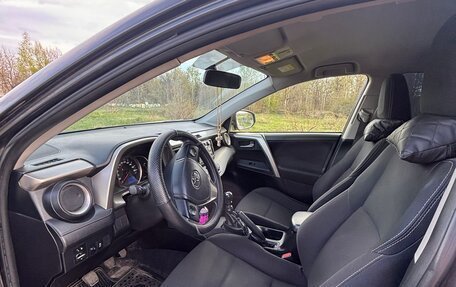 Toyota RAV4, 2013 год, 1 850 000 рублей, 15 фотография