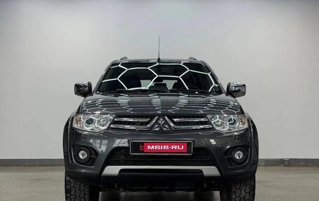 Mitsubishi Pajero Sport II рестайлинг, 2014 год, 1 990 000 рублей, 2 фотография