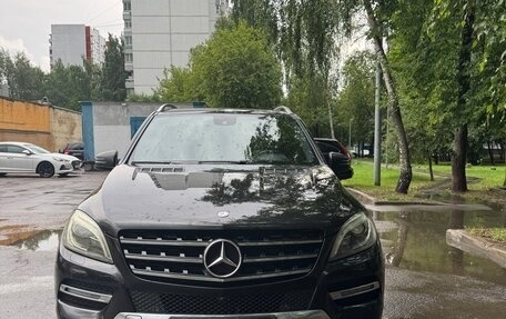 Mercedes-Benz M-Класс, 2014 год, 2 900 000 рублей, 1 фотография
