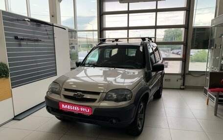 Chevrolet Niva I рестайлинг, 2019 год, 700 000 рублей, 1 фотография
