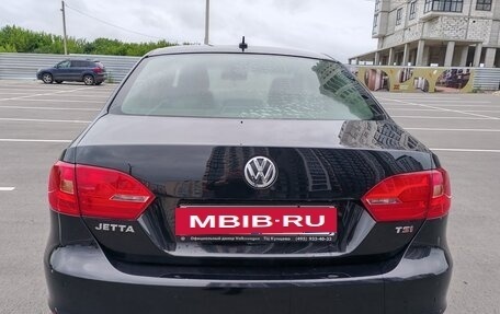 Volkswagen Jetta VI, 2013 год, 990 000 рублей, 5 фотография