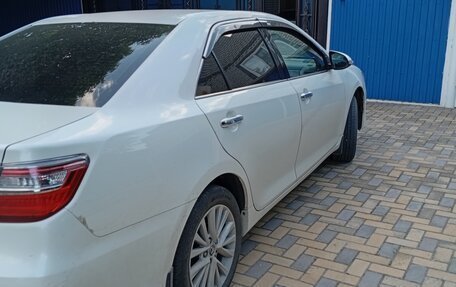 Toyota Camry, 2016 год, 2 100 000 рублей, 2 фотография