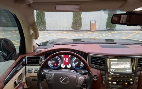 Lexus LX III, 2008 год, 2 400 000 рублей, 7 фотография