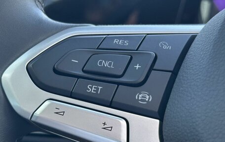 Volkswagen Golf VIII, 2023 год, 2 080 000 рублей, 13 фотография