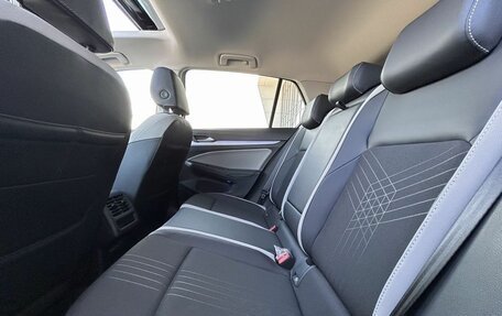Volkswagen Golf VIII, 2023 год, 2 080 000 рублей, 20 фотография