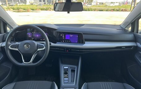 Volkswagen Golf VIII, 2023 год, 2 080 000 рублей, 21 фотография