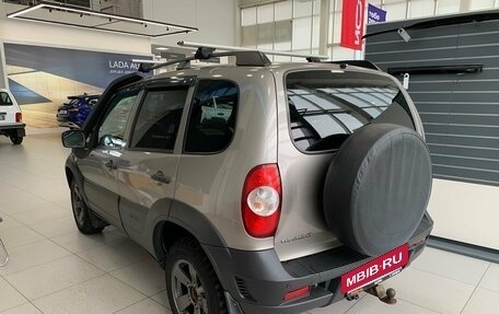 Chevrolet Niva I рестайлинг, 2019 год, 700 000 рублей, 6 фотография