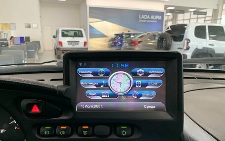 Chevrolet Niva I рестайлинг, 2019 год, 700 000 рублей, 21 фотография