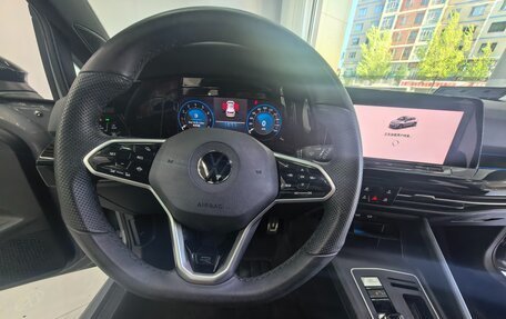 Volkswagen Golf VIII, 2023 год, 1 990 000 рублей, 11 фотография