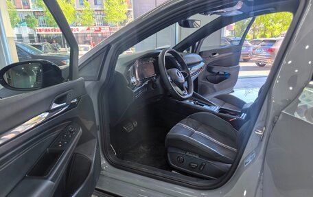 Volkswagen Golf VIII, 2023 год, 1 990 000 рублей, 8 фотография