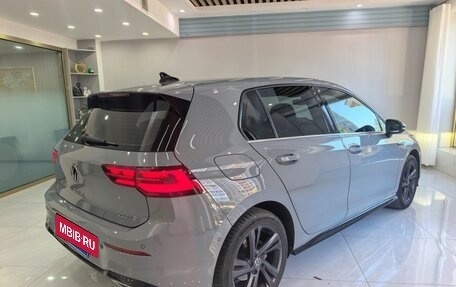 Volkswagen Golf VIII, 2023 год, 1 990 000 рублей, 5 фотография