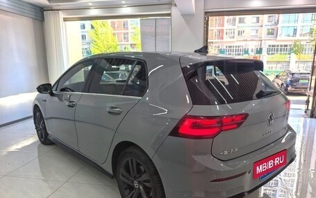 Volkswagen Golf VIII, 2023 год, 1 990 000 рублей, 7 фотография
