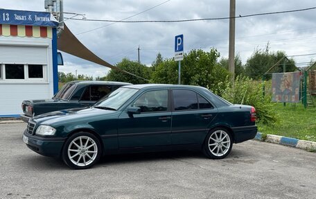 Mercedes-Benz C-Класс, 1996 год, 530 000 рублей, 1 фотография