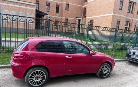 Alfa Romeo 147 I рестайлинг, 2003 год, 275 000 рублей, 2 фотография