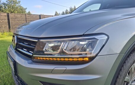 Volkswagen Tiguan II, 2019 год, 2 200 000 рублей, 2 фотография