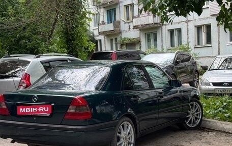 Mercedes-Benz C-Класс, 1996 год, 530 000 рублей, 6 фотография