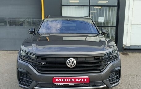 Volkswagen Touareg III, 2019 год, 5 100 000 рублей, 2 фотография