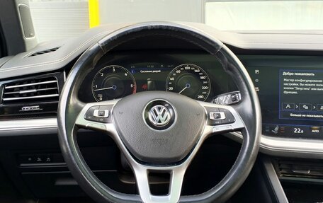 Volkswagen Touareg III, 2019 год, 5 100 000 рублей, 17 фотография