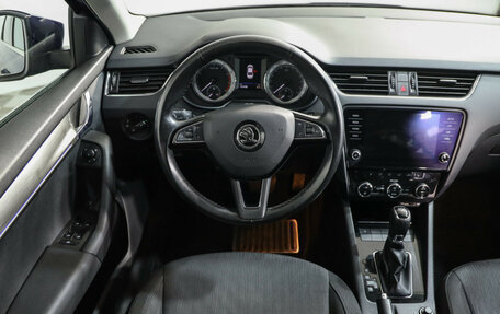 Skoda Octavia, 2017 год, 1 749 000 рублей, 11 фотография