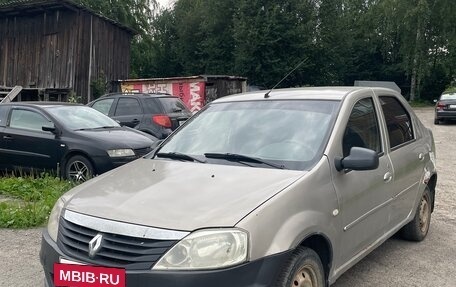 Renault Logan I, 2010 год, 95 000 рублей, 2 фотография