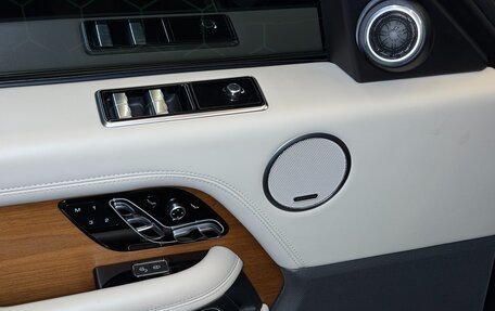 Land Rover Range Rover IV рестайлинг, 2020 год, 12 000 000 рублей, 8 фотография