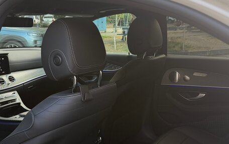 Mercedes-Benz E-Класс, 2020 год, 5 700 000 рублей, 9 фотография