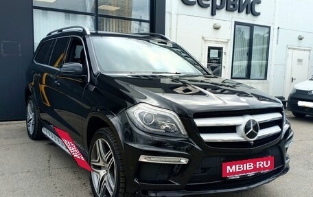 Mercedes-Benz GL-Класс, 2015 год, 3 190 000 рублей, 3 фотография