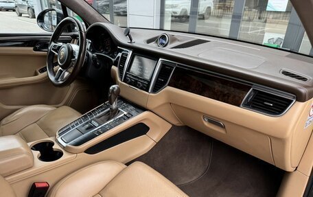 Porsche Macan I рестайлинг, 2015 год, 2 500 000 рублей, 7 фотография