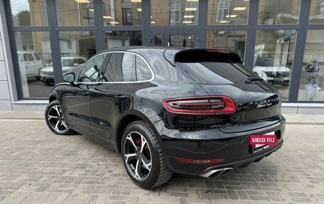 Porsche Macan I рестайлинг, 2015 год, 2 500 000 рублей, 2 фотография