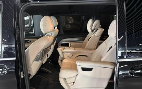 Mercedes-Benz V-Класс, 2025 год, 16 800 000 рублей, 10 фотография