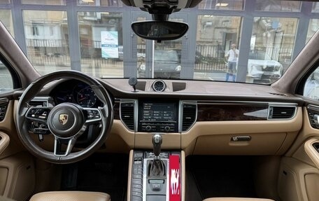 Porsche Macan I рестайлинг, 2015 год, 2 500 000 рублей, 27 фотография