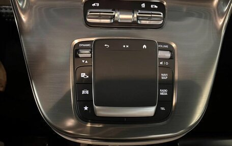 Mercedes-Benz V-Класс, 2025 год, 16 800 000 рублей, 26 фотография