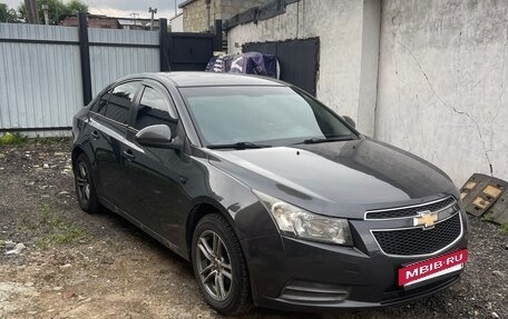 Chevrolet Cruze II, 2011 год, 600 000 рублей, 2 фотография