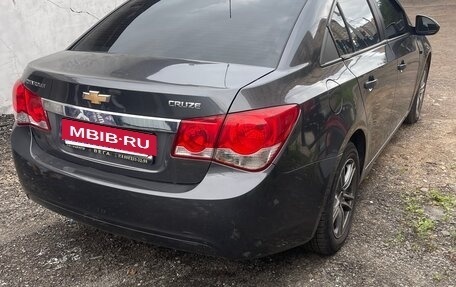 Chevrolet Cruze II, 2011 год, 600 000 рублей, 3 фотография