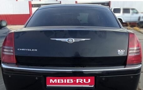 Chrysler 300C II, 2007 год, 1 200 000 рублей, 5 фотография