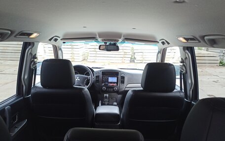 Mitsubishi Pajero IV, 2011 год, 2 099 800 рублей, 15 фотография