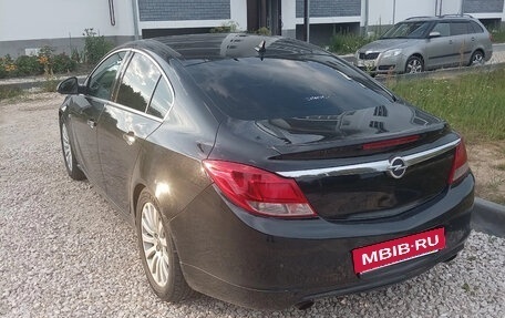 Opel Insignia II рестайлинг, 2010 год, 650 000 рублей, 2 фотография