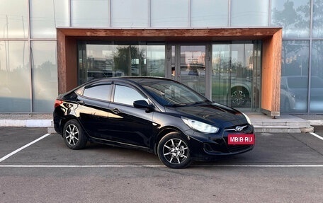Hyundai Solaris II рестайлинг, 2013 год, 480 000 рублей, 3 фотография
