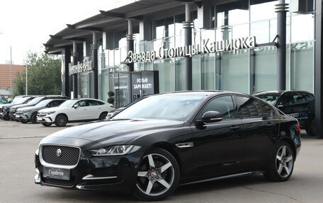 Jaguar XE I рестайлинг, 2018 год, 2 300 000 рублей, 24 фотография
