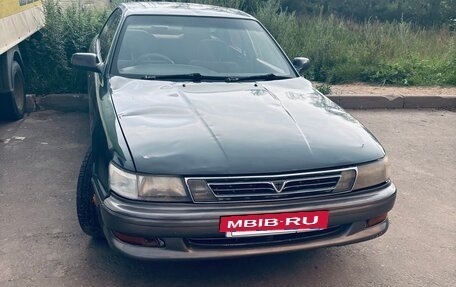 Toyota Vista, 1993 год, 200 000 рублей, 2 фотография