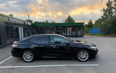 Toyota Camry, 2019 год, 3 500 000 рублей, 5 фотография