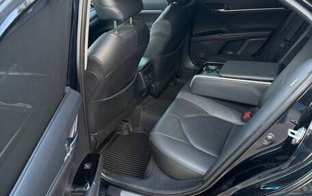 Toyota Camry, 2019 год, 3 500 000 рублей, 13 фотография