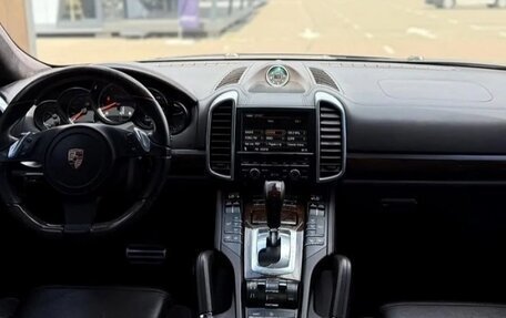 Porsche Cayenne III, 2011 год, 1 840 000 рублей, 13 фотография