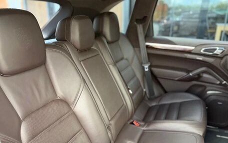 Porsche Cayenne III, 2011 год, 1 840 000 рублей, 12 фотография